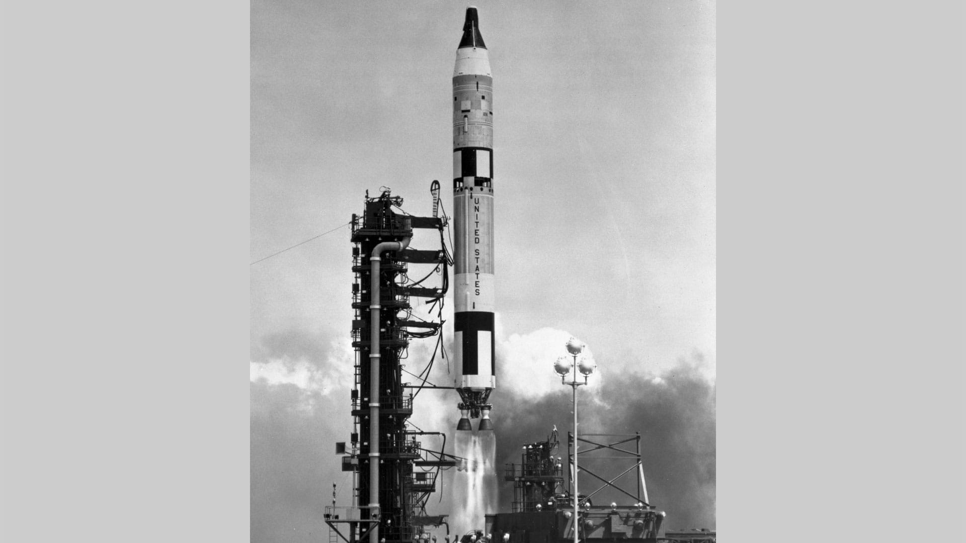 Gemini rocket lifting off