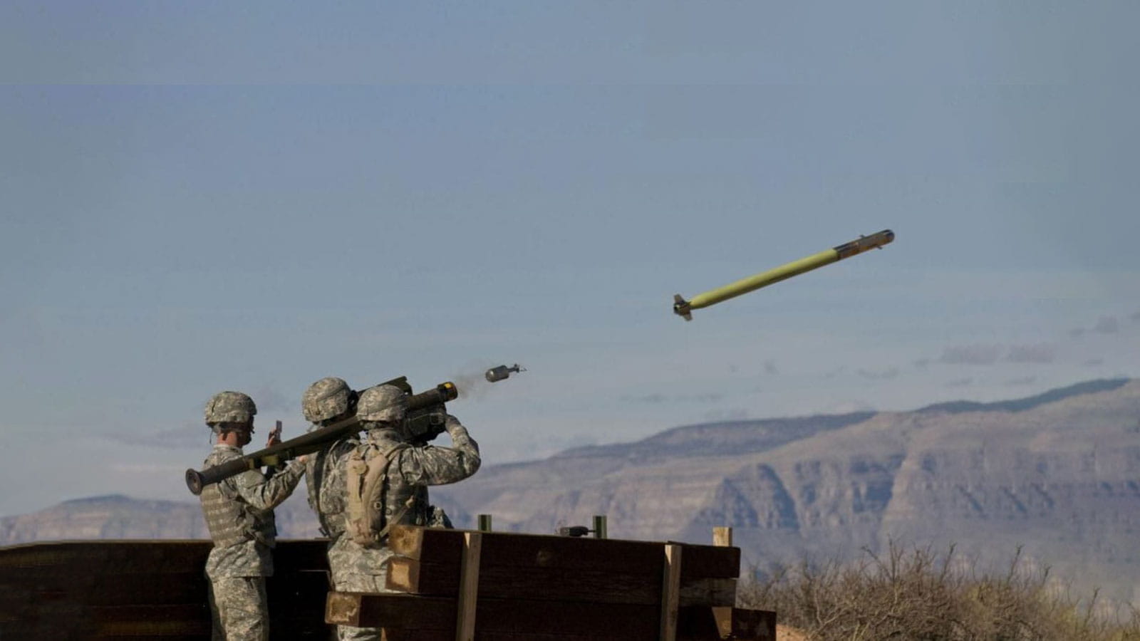 The combat-proven Stinger missile is a lightweight, self-contained air defense system that can be rapidly deployed by ground troops. (photo: U.S. Army)